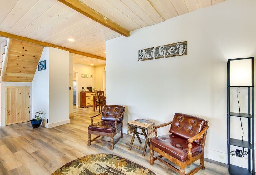 Maine Lake House W/ Private Dock & Kayaks!