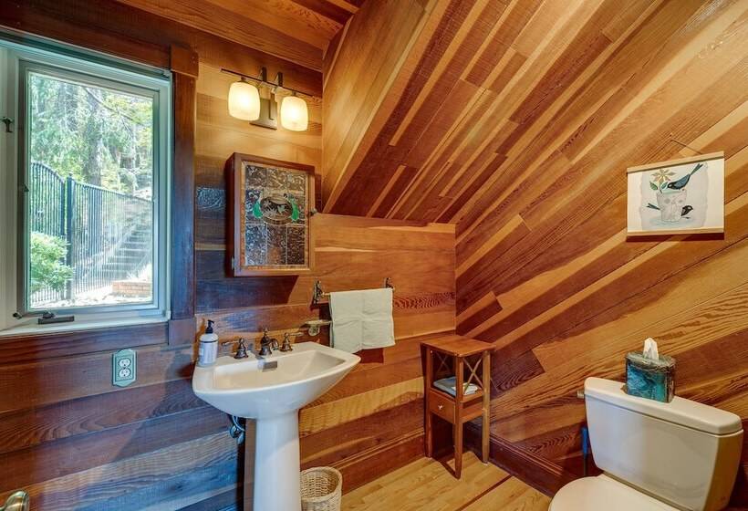 Meadow Vista Mountain Escape W/ River Views!