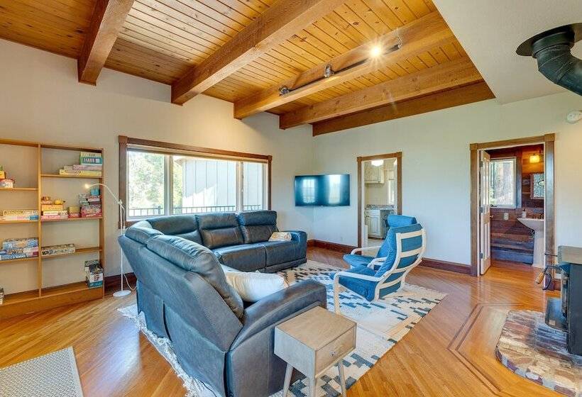 Meadow Vista Mountain Escape W/ River Views!