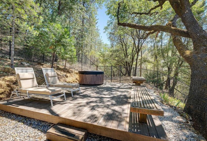 Meadow Vista Mountain Escape W/ River Views!