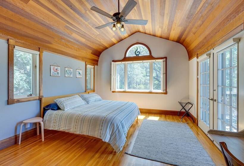 Meadow Vista Mountain Escape W/ River Views!