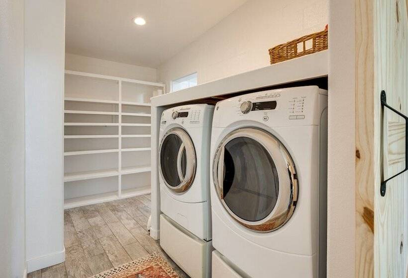 Modern Meadow Vista Vacation Home W/ Spacious Deck