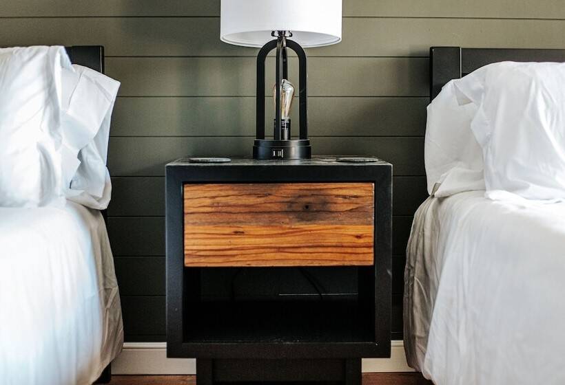 モーテル Grey Pine Lodge