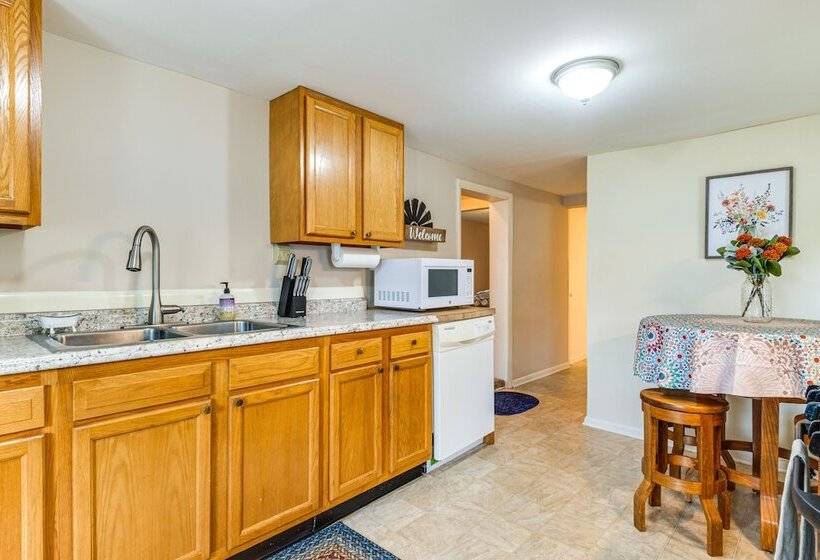 Peaceful Franklin Cottage ~ 1 Mi To Downtown!