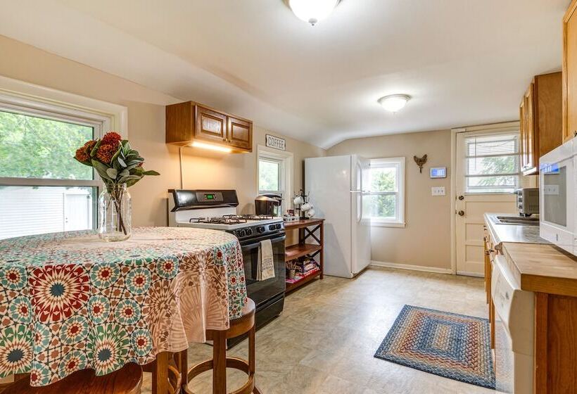 Peaceful Franklin Cottage ~ 1 Mi To Downtown!