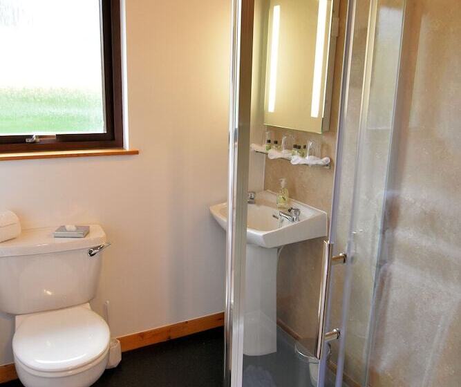 بنسيون Lochview Guest House