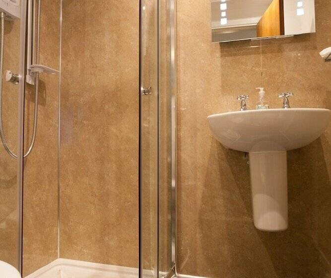 بنسيون Lochview Guest House