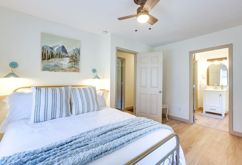 Pet Friendly Alabama Retreat W/ Deck & Patio!