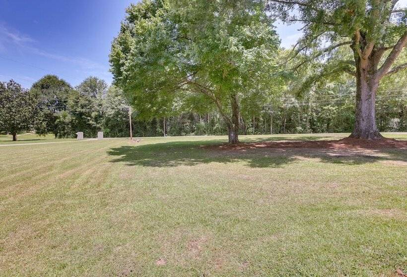 Pet Friendly Alabama Retreat W/ Deck & Patio!