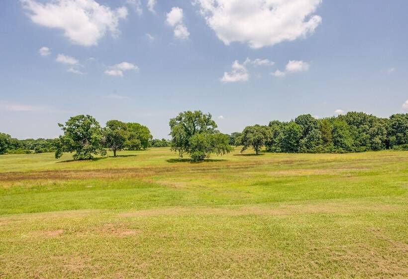 Pet Friendly Cartwright Home W/ Private Backyard!