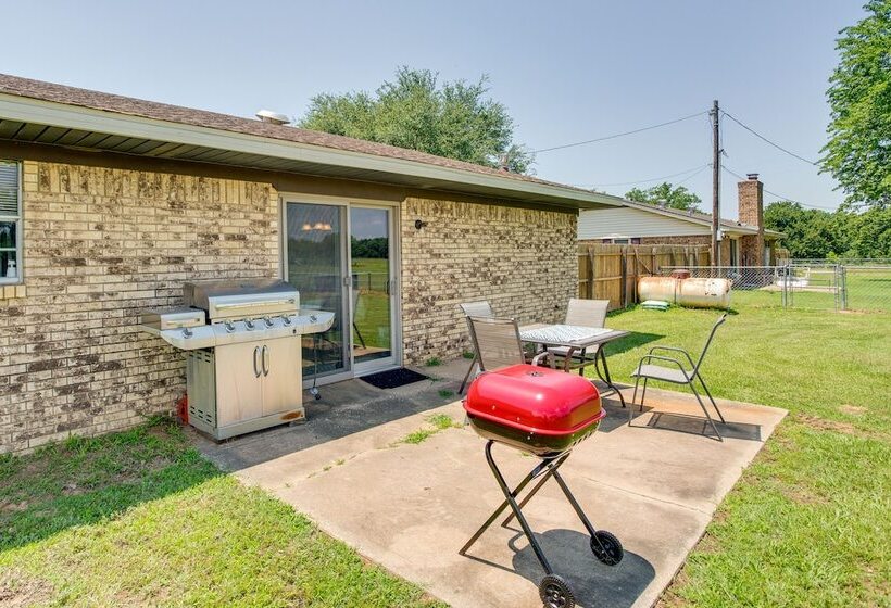 Pet Friendly Cartwright Home W/ Private Backyard!