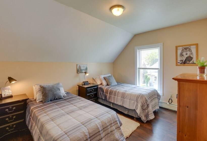 Pet Friendly Claremont Vacation Rental!