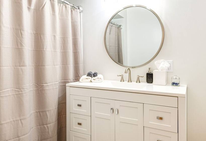 Pet Friendly Indiana Home W/ Porch, Near Downtown!