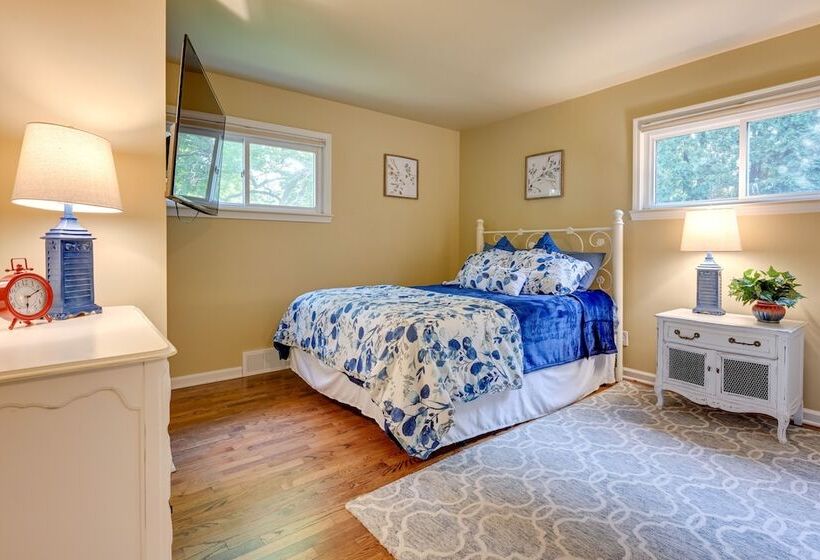 Pet Friendly Michigan Escape W/ Patio & Gas Grill!