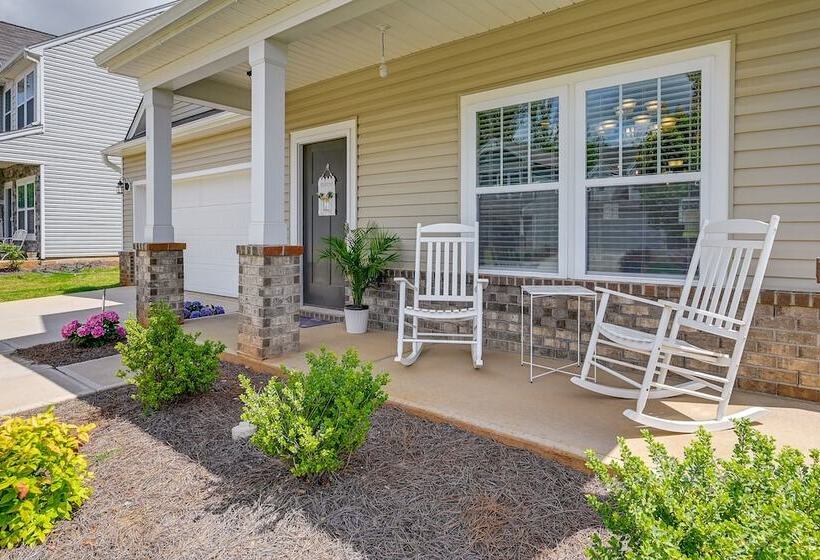 Pfafftown Home ~ 7 Mi To Wake Forest University!