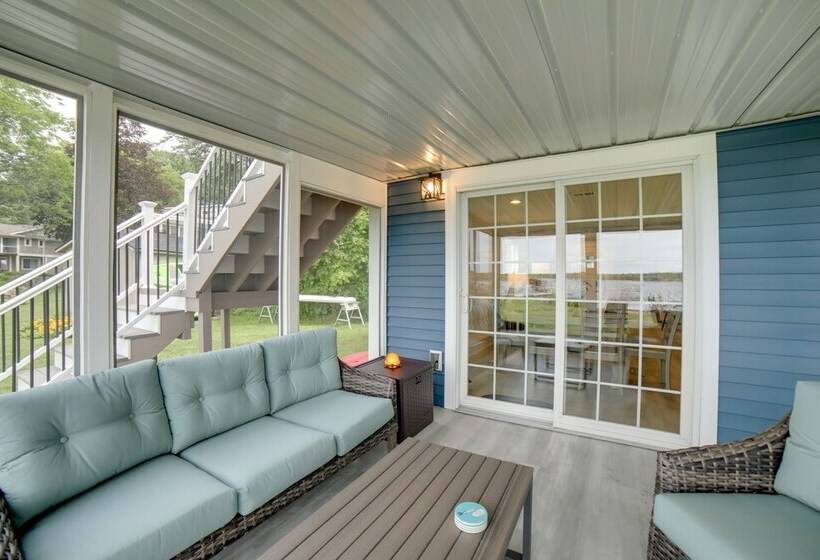 Lake Retreat W/ Fire Pit: Pierson Paradise!