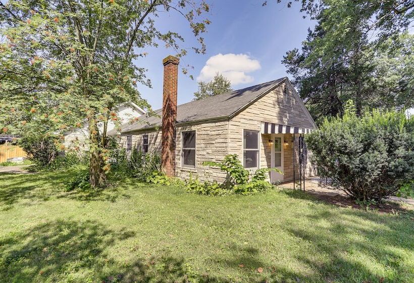 Quaint Grams Lake Cottage Duplex: Pets Welcome!