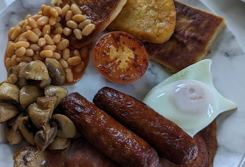 منتجع Rostrevor Valley Holiday Park  En Suite Rooms With Hot Tub And Private Car Service