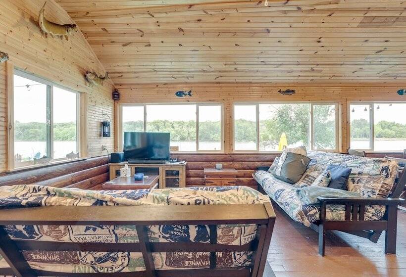 Rock River Hideaway On Private 5 Acre Island!