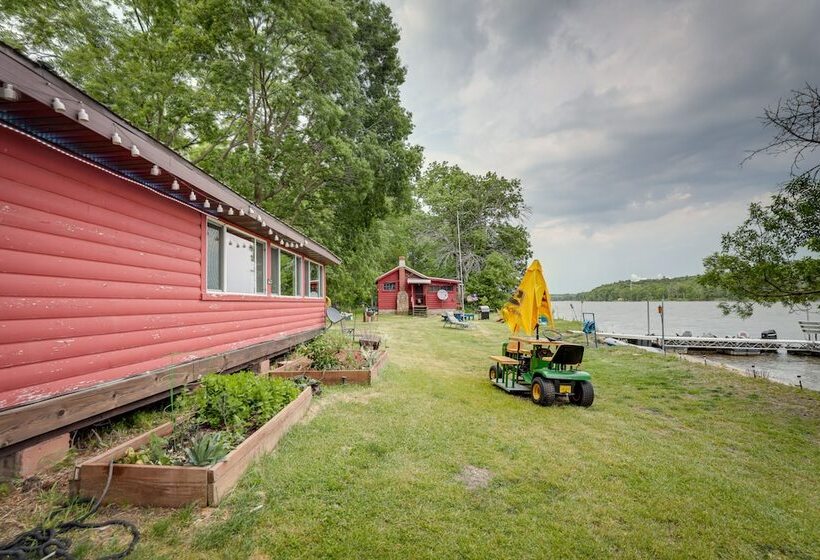 Rock River Hideaway On Private 5 Acre Island!