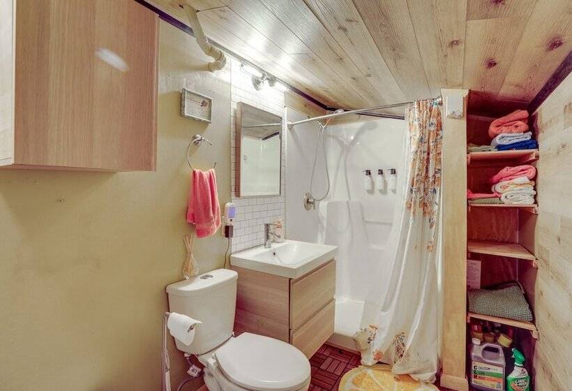 Rock River Hideaway On Private 5 Acre Island!