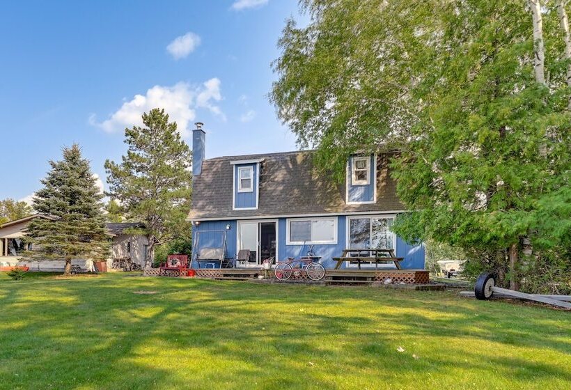 Saint Helen Lake House W/ Private Beach & Fire Pit