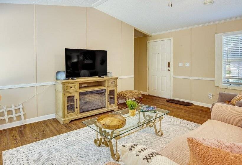 Secluded Rural Home In Normangee!