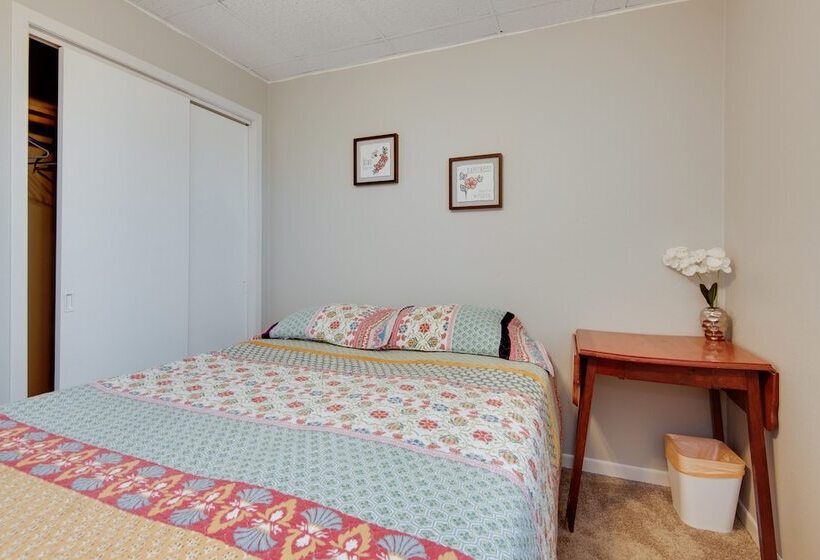 Steamboat Rock Home ~ 3 Mi To Pine Lake State Park