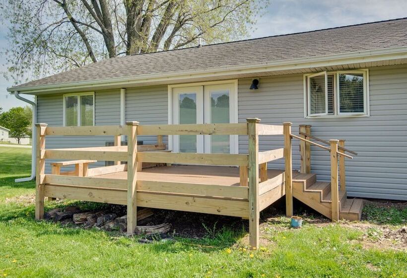 Steamboat Rock Home ~ 3 Mi To Pine Lake State Park