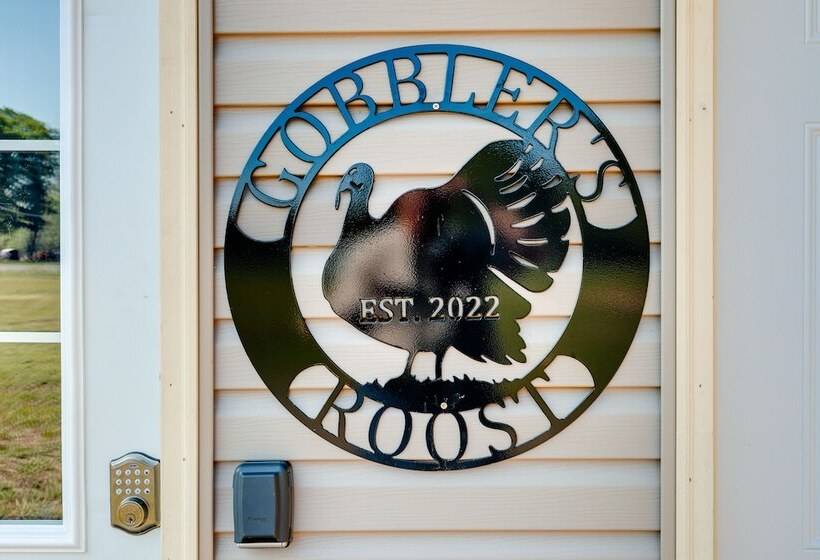 Toivola Home W/ Fire Pit: 8 Mi To Lake Superior!