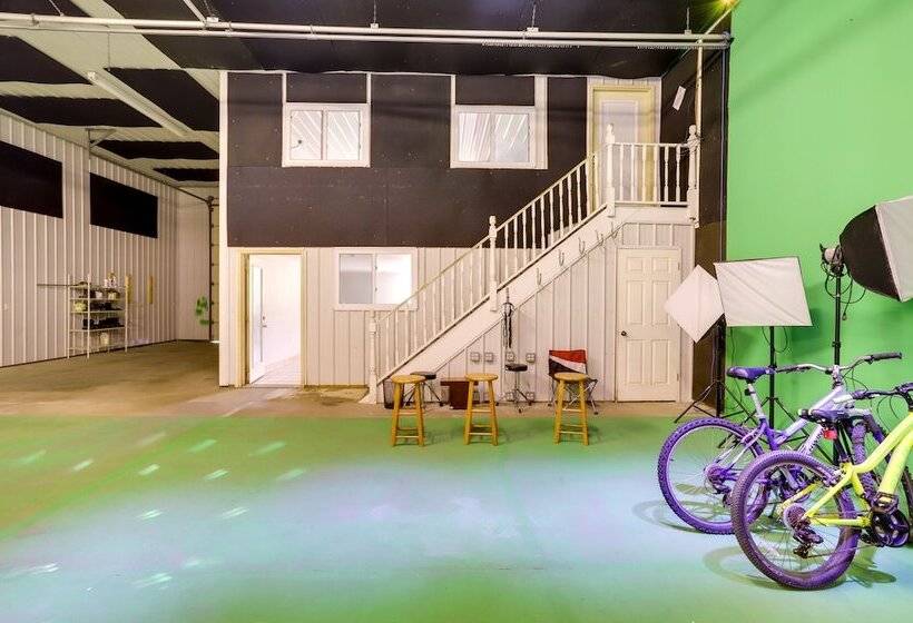 Wfh Friendly Lawrence Escape W/ Lake Access