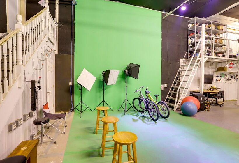 Wfh Friendly Lawrence Escape W/ Lake Access