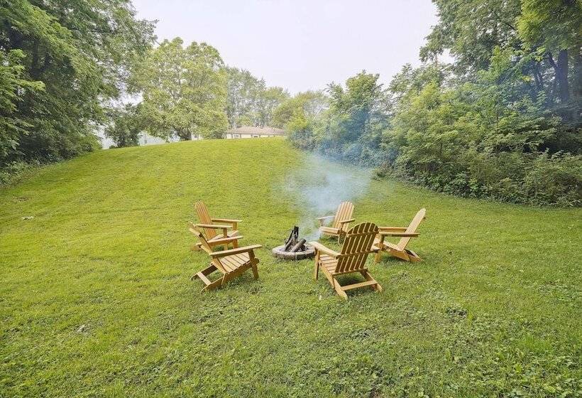 Utica Vacation Home ~ 12 Mi To Denison University!