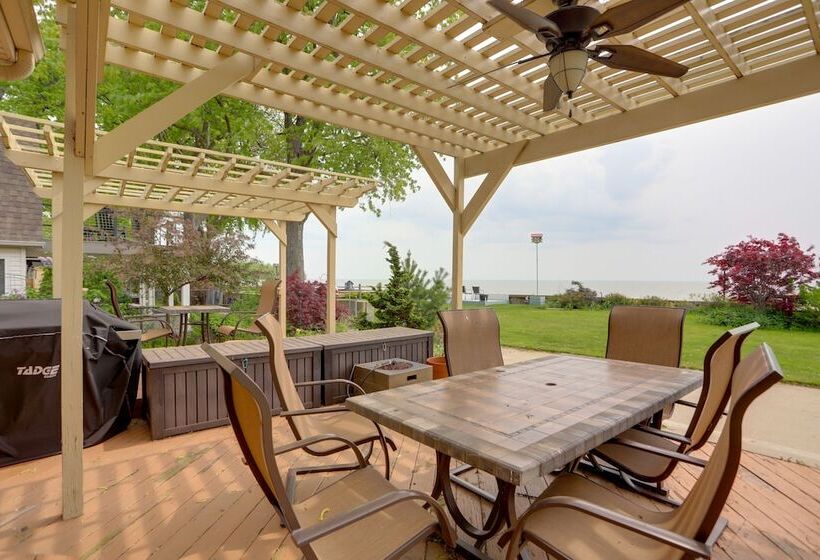 Waterfront Luna Pier Home 14 Mi To Downtown Toledo