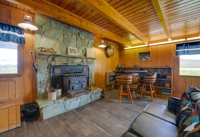 Wyoming Horse Property Near Outdoor Recreation!