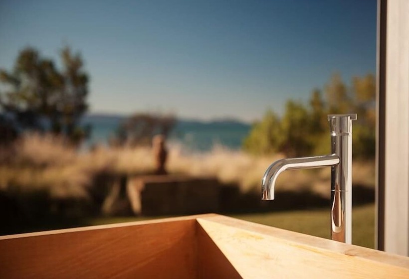 Avalon Coastal Retreat