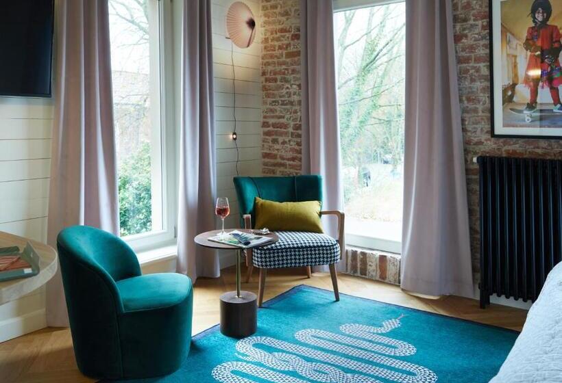 مبيت وإفطار Five Rooms