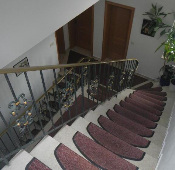 تختخواب و صبحانه Gästehaus Brigitte