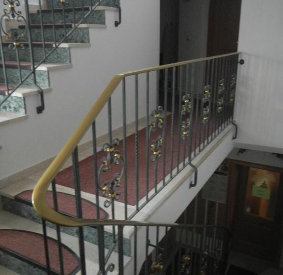 تختخواب و صبحانه Gästehaus Brigitte