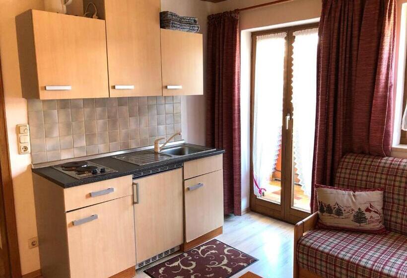 تختخواب و صبحانه Gästehaus Brigitte