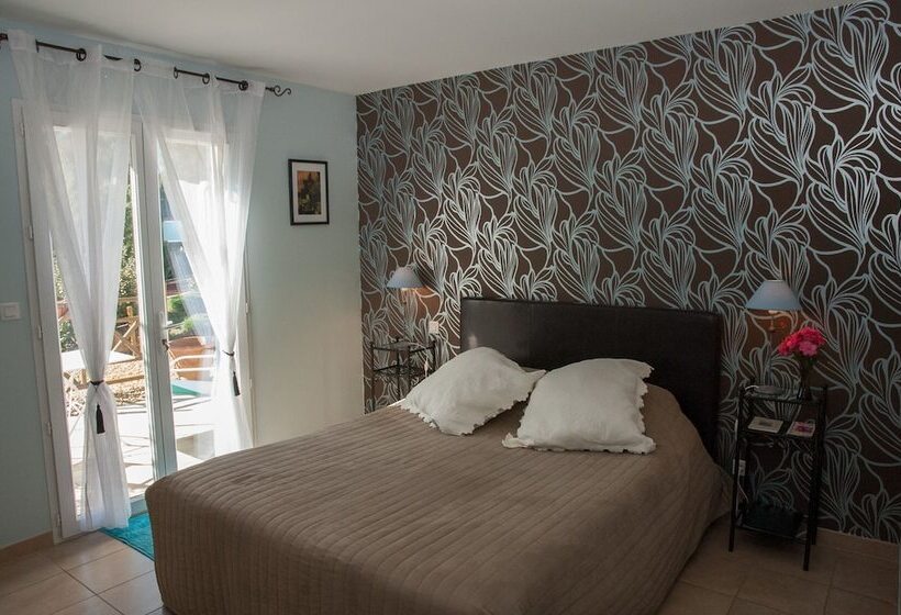 민박 Le Mas Pinede