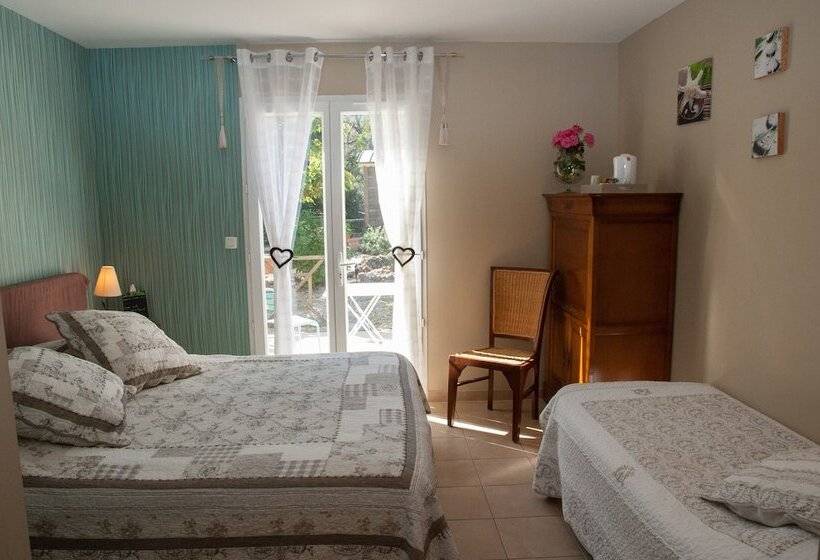 민박 Le Mas Pinede