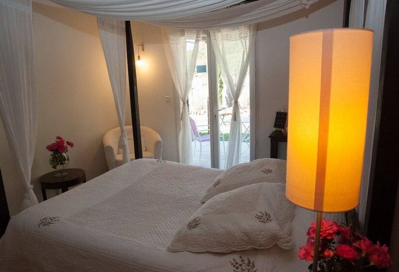 민박 Le Mas Pinede