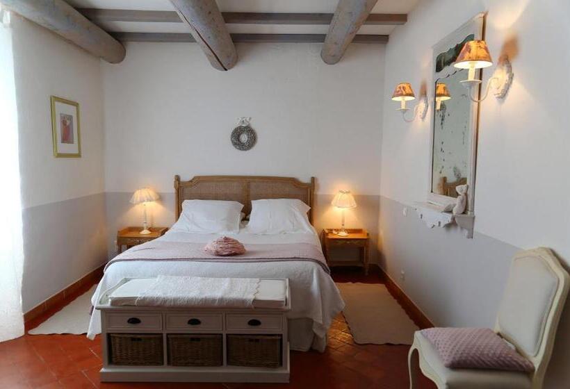 Bed and Breakfast Les Tilleuls D Elisée