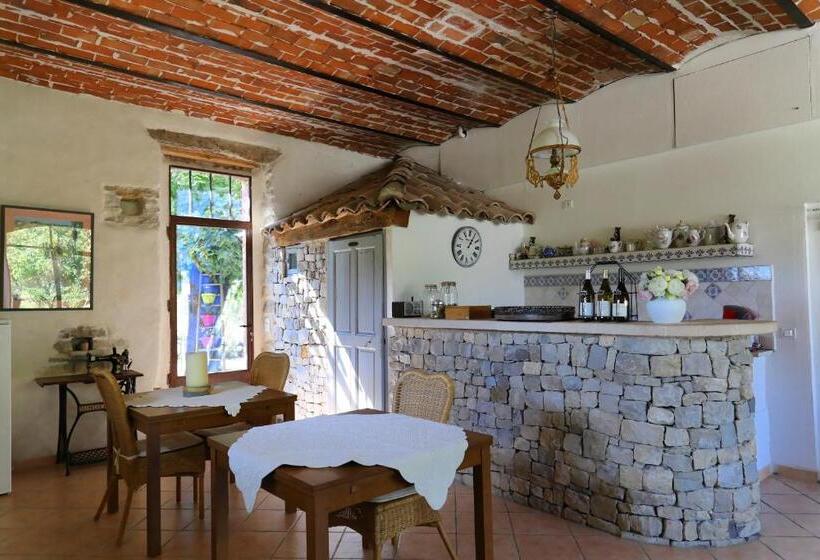 Bed and Breakfast Les Tilleuls D Elisée