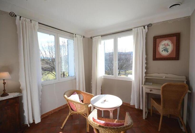 Bed and Breakfast Les Tilleuls D Elisée