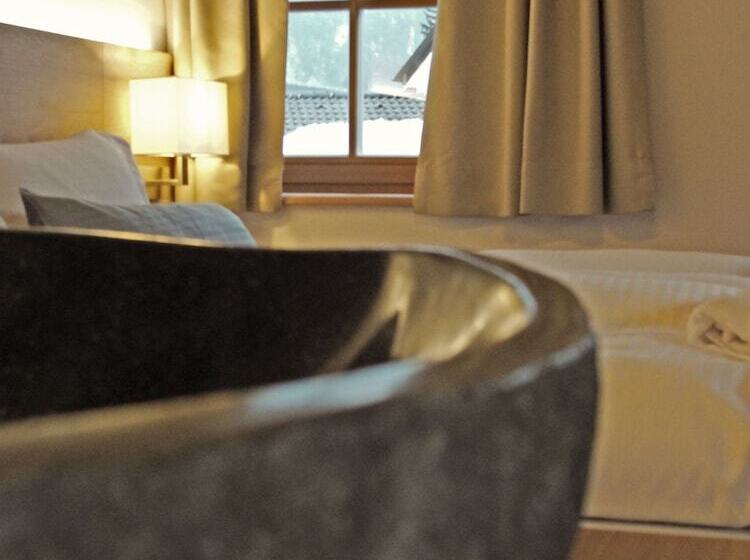 ベッドアンドブレックファースト Mammhofer Suite & Breakfast