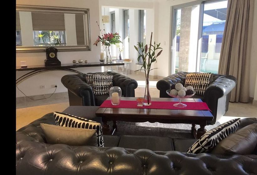 Bed and Breakfast Platinum Suites Fremantle