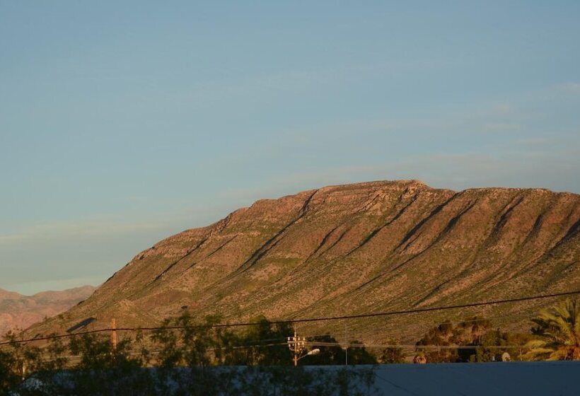 مبيت وإفطار Travellers Rest