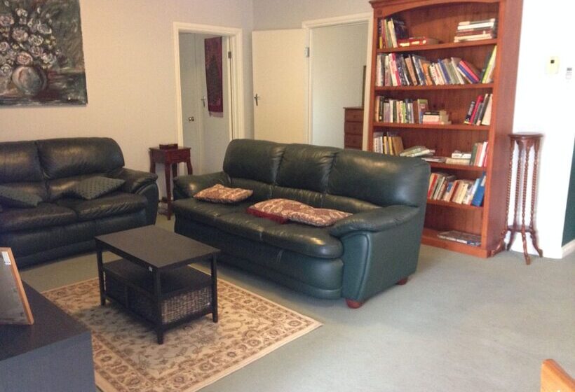 تختخواب و صبحانه Weelaway On Gregory